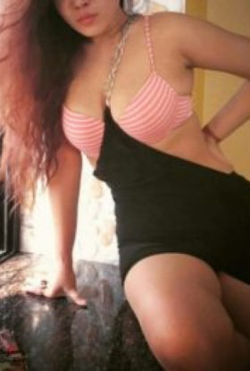 Shilpa +971529824508, a friendly and involved college girl of passion.
